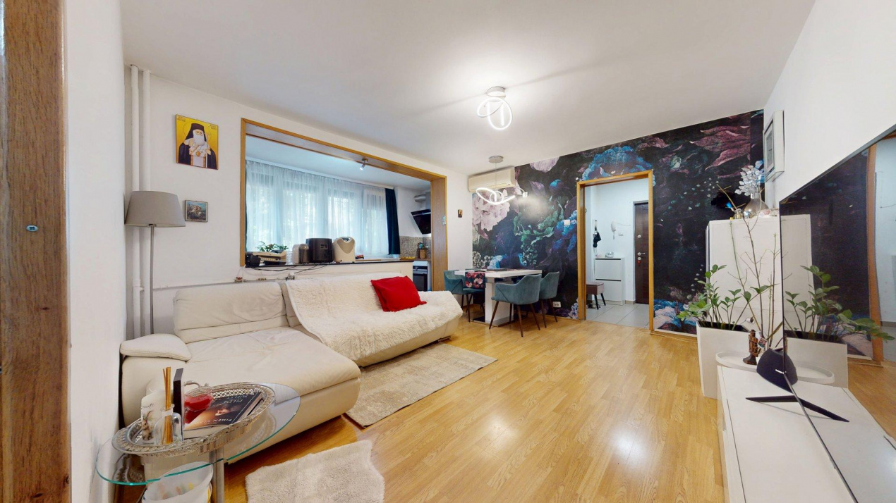Apartament 3 camere Masina de Paine Obor