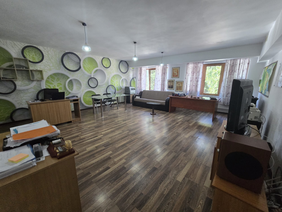 CENTRU- Spatiu comercial de inchiriat!