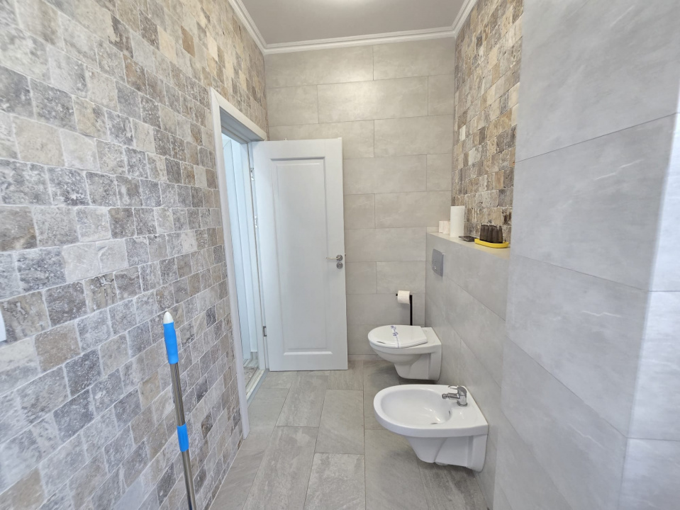 MAMAIA SAT- Apartament 3 camere cu vedere la mare.