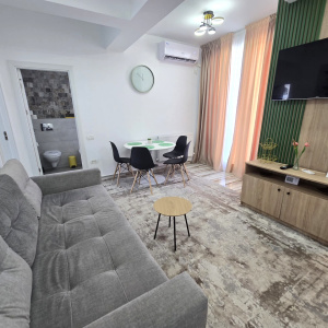 MAMAIA SAT- Apartament 3 camere cu vedere la mare.