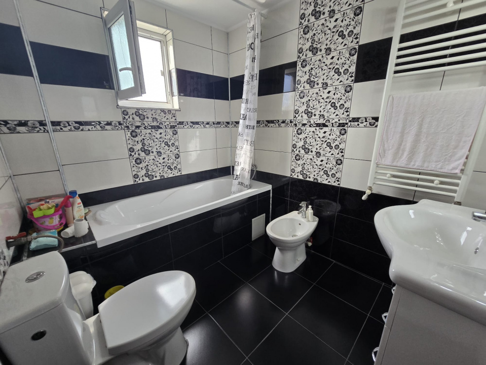 NAVODARI- Duplex P+1 de vanzare.