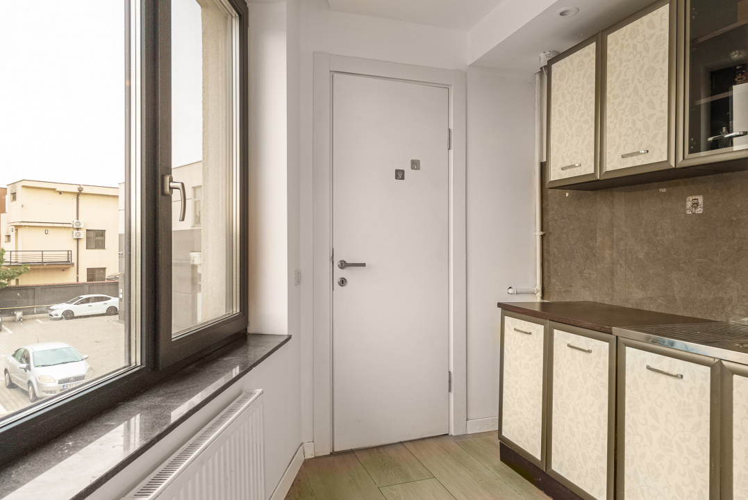 Apt 2 camere Berceni Turnu Magurele vis-a-vis Mega Image bloc 2019