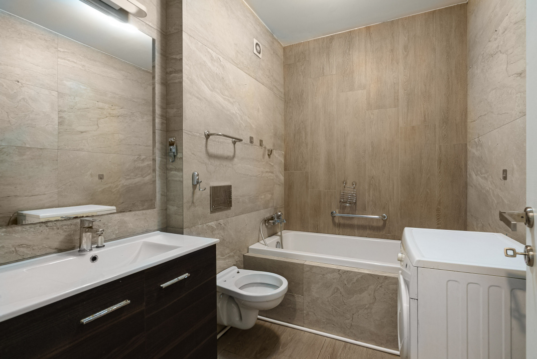 Apt 2 camere Berceni Turnu Magurele vis-a-vis Mega Image bloc 2019