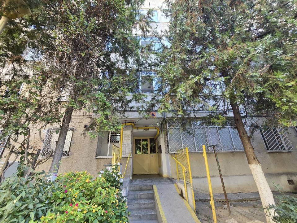 TOMIS III- Apartament 2 camere de vanzare. 