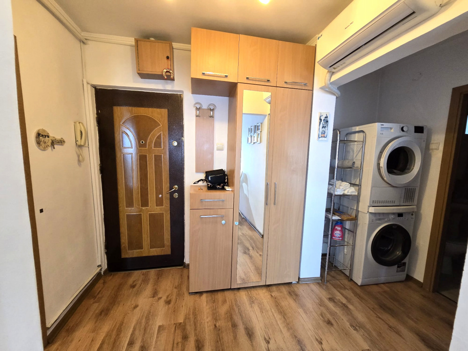 TOMIS III- Apartament 2 camere de vanzare. 