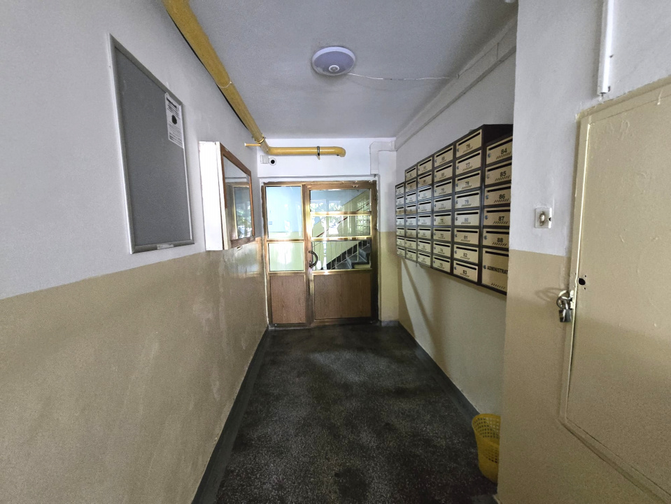 TOMIS III- Apartament 2 camere de vanzare. 
