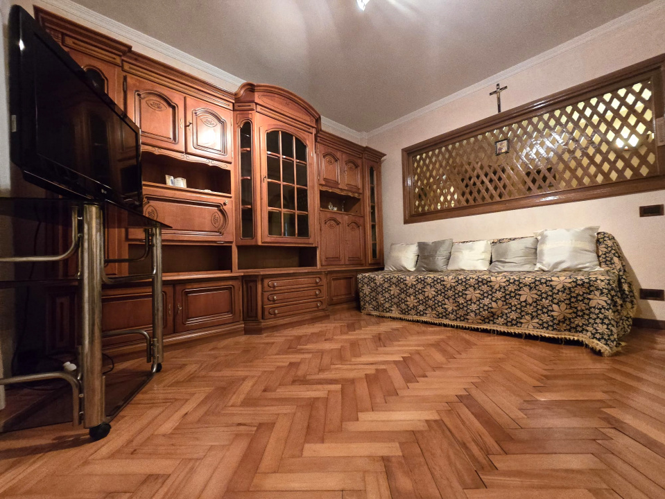 TOMIS NORD- CIRESICA-Apartament 3 camere de vanzare.