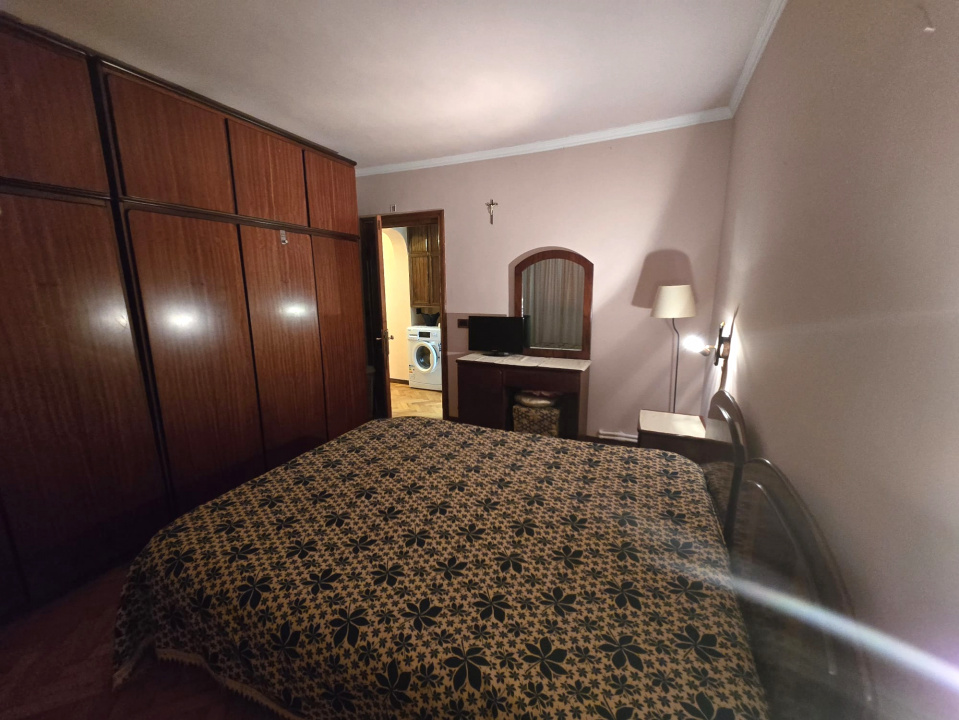 TOMIS NORD- CIRESICA-Apartament 3 camere de vanzare.