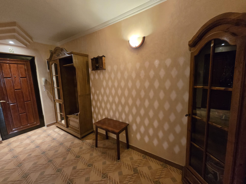 TOMIS NORD - 3 CAMERE GATA DE MUTAT | PIATA CIRESICA, SCOALA 29,38