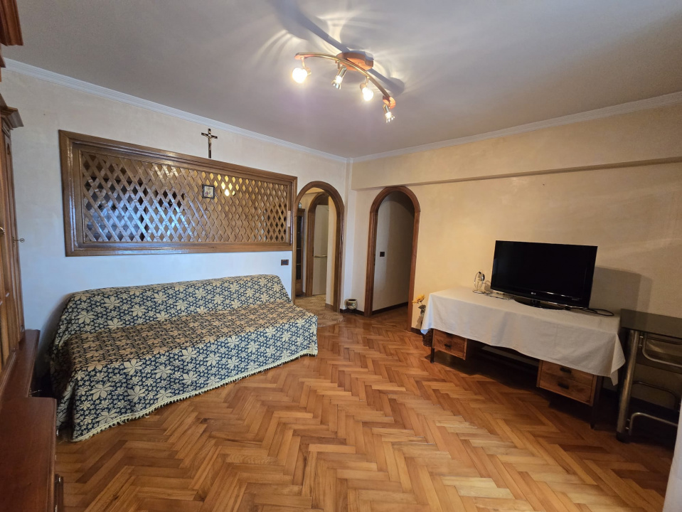 TOMIS NORD - 3 CAMERE GATA DE MUTAT | PIATA CIRESICA, SCOALA 29,38