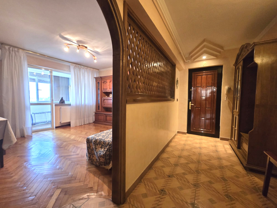 TOMIS NORD - 3 CAMERE GATA DE MUTAT | PIATA CIRESICA, SCOALA 29,38