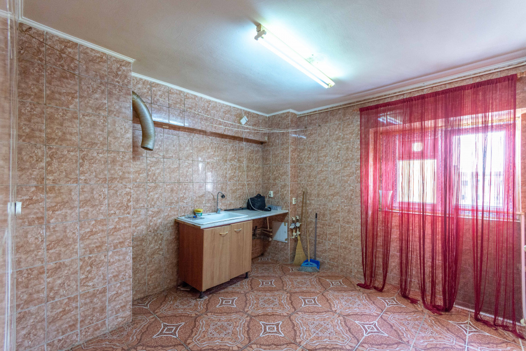 Basarabia - Diham, 4 camere cu personalitate, de vanzare! Comision 0%
