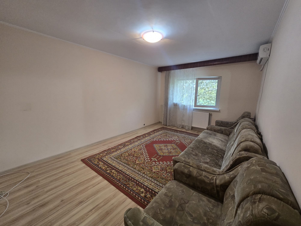 FALEZA NORD- Apartament 3 camere de vanzare.