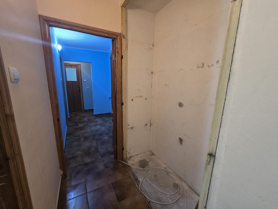 FALEZA NORD- Apartament 3 camere de vanzare.