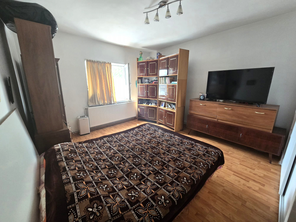 OVIDIU - Casa 3 camere de vanzare.