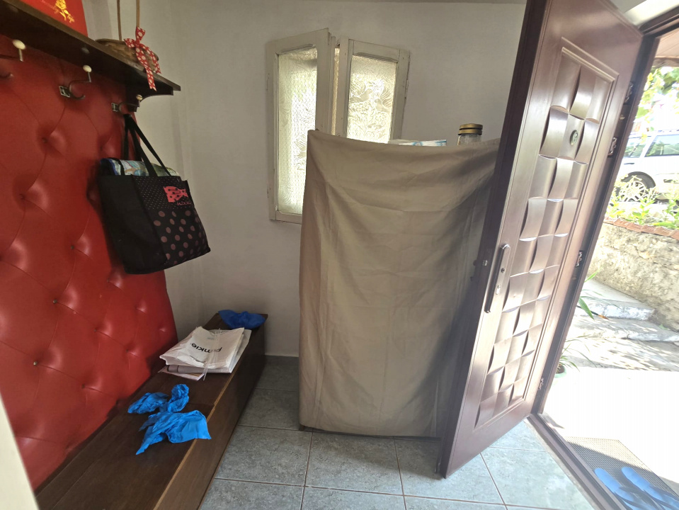 OVIDIU - Casa 3 camere de vanzare.