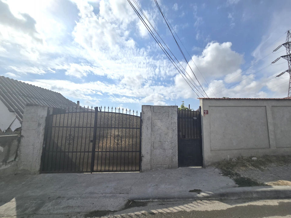 OVIDIU - Casa 3 camere de vanzare.