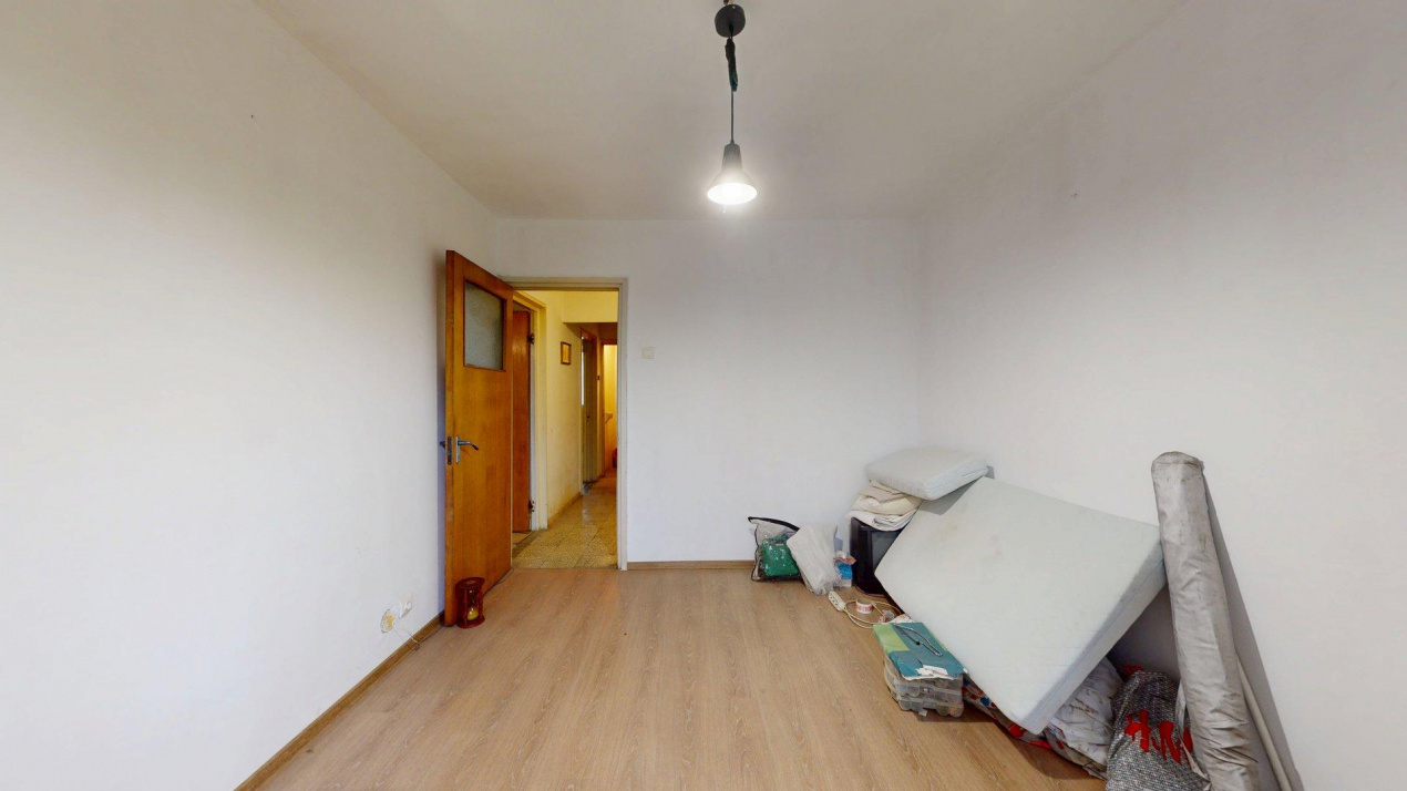 Apartament 4 camere Jean Steriadi Ozana Auchan Titan