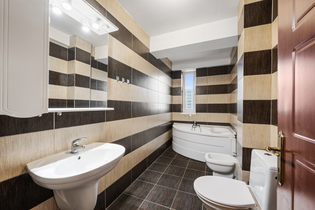 TOMIS NORD - vizavi VIVO MALL - 2 camere gata de mutare | balcon | gaz