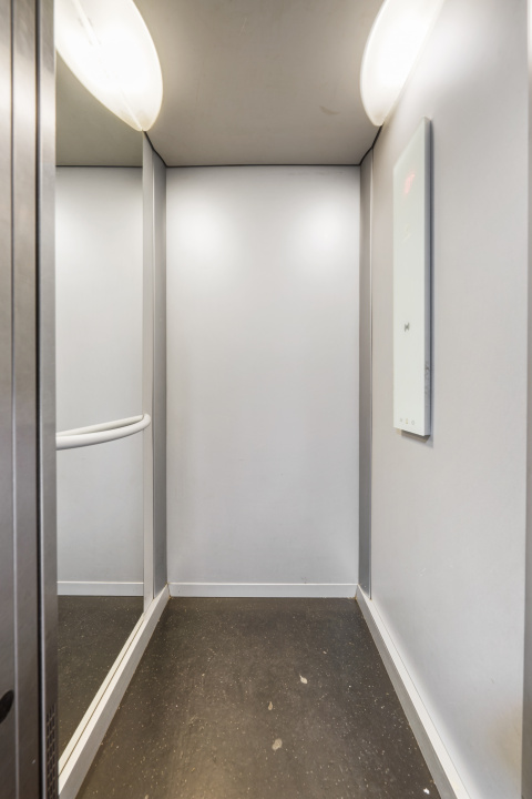 TOMIS NORD - vizavi VIVO MALL - 2 camere gata de mutare | balcon | gaz