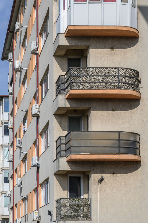 TOMIS NORD - vizavi VIVO MALL - 2 camere gata de mutare | balcon | gaz