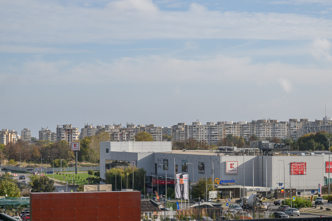 TOMIS NORD - vizavi VIVO MALL - 2 camere gata de mutare | balcon | gaz