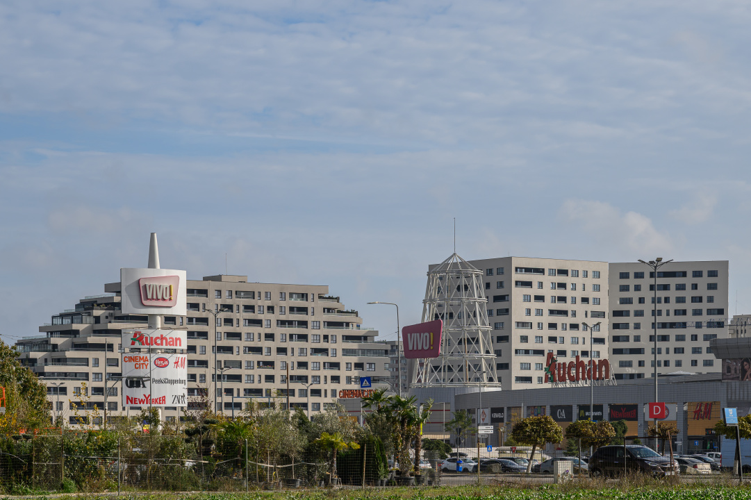 TOMIS NORD - vizavi VIVO MALL - 2 camere gata de mutare | balcon | gaz