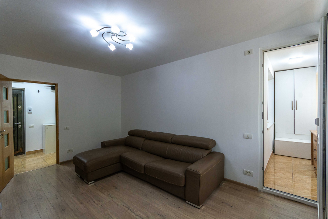 Titan - Prisaca Dornei nr. 6, Parcul Titanii,  2 camere cu loc de parcare