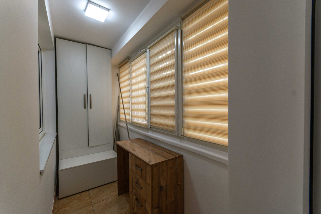 Titan - Prisaca Dornei nr. 6, Parcul Titanii,  2 camere cu loc de parcare