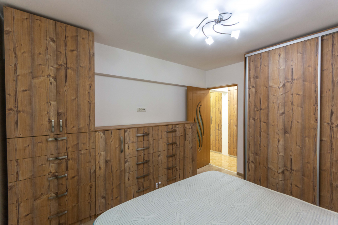 Titan - Prisaca Dornei nr. 6, Parcul Titanii,  2 camere cu loc de parcare