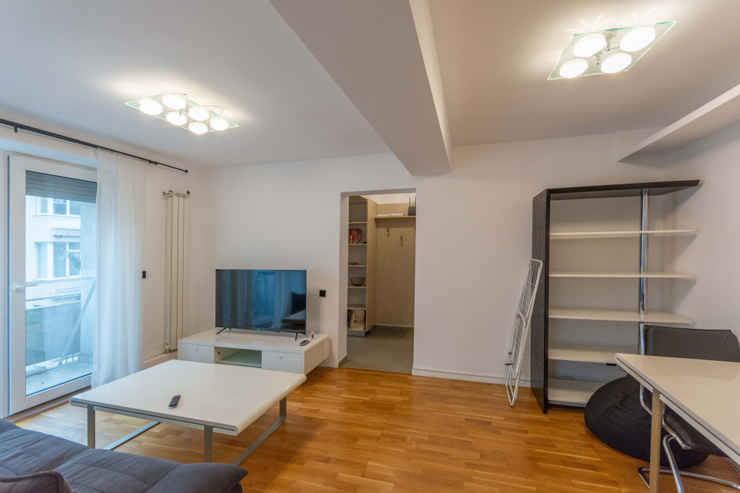 Floreasca - str. Mozart, doua minute parc si transport in comun, comision 0