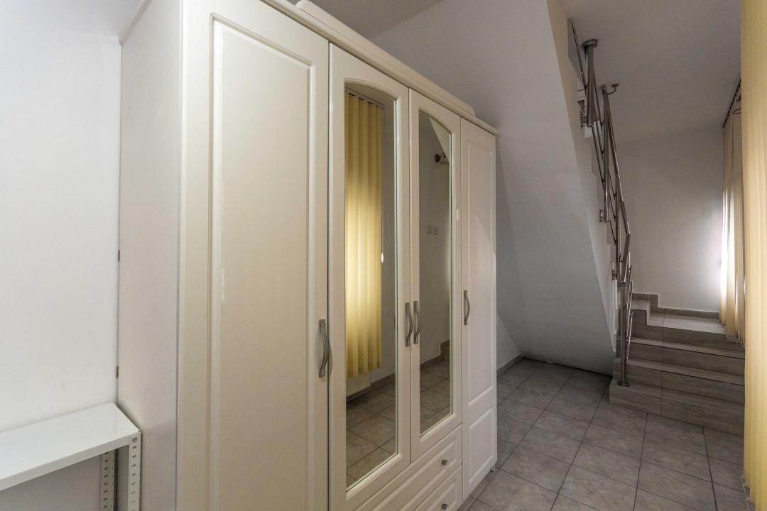  Bucurestii Noi - Chitila Apartament 3  cam la curte, + terasa, comision 0%