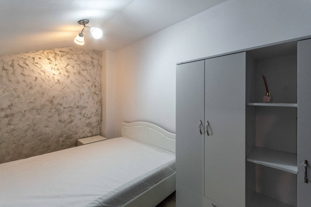  Bucurestii Noi - Chitila Apartament 3  cam la curte, + terasa, comision 0%