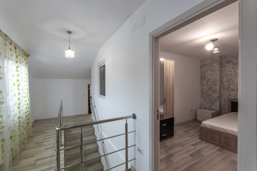  Bucurestii Noi - Chitila Apartament 3  cam la curte, + terasa, comision 0%