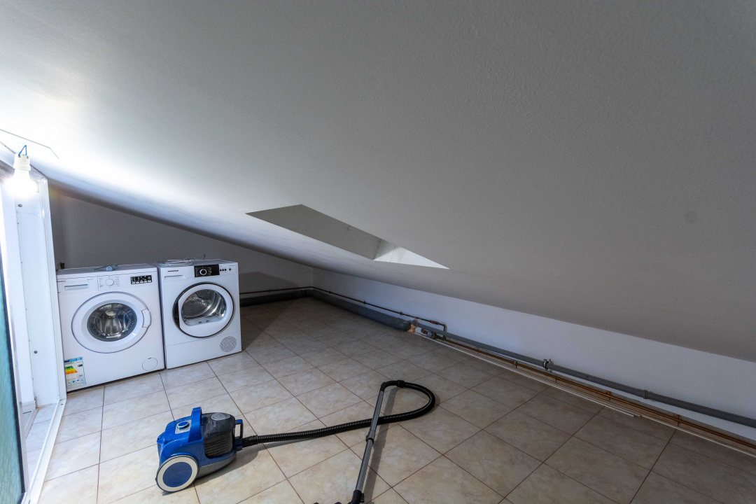  Bucurestii Noi - Chitila Apartament 3  cam la curte, + terasa, comision 0%