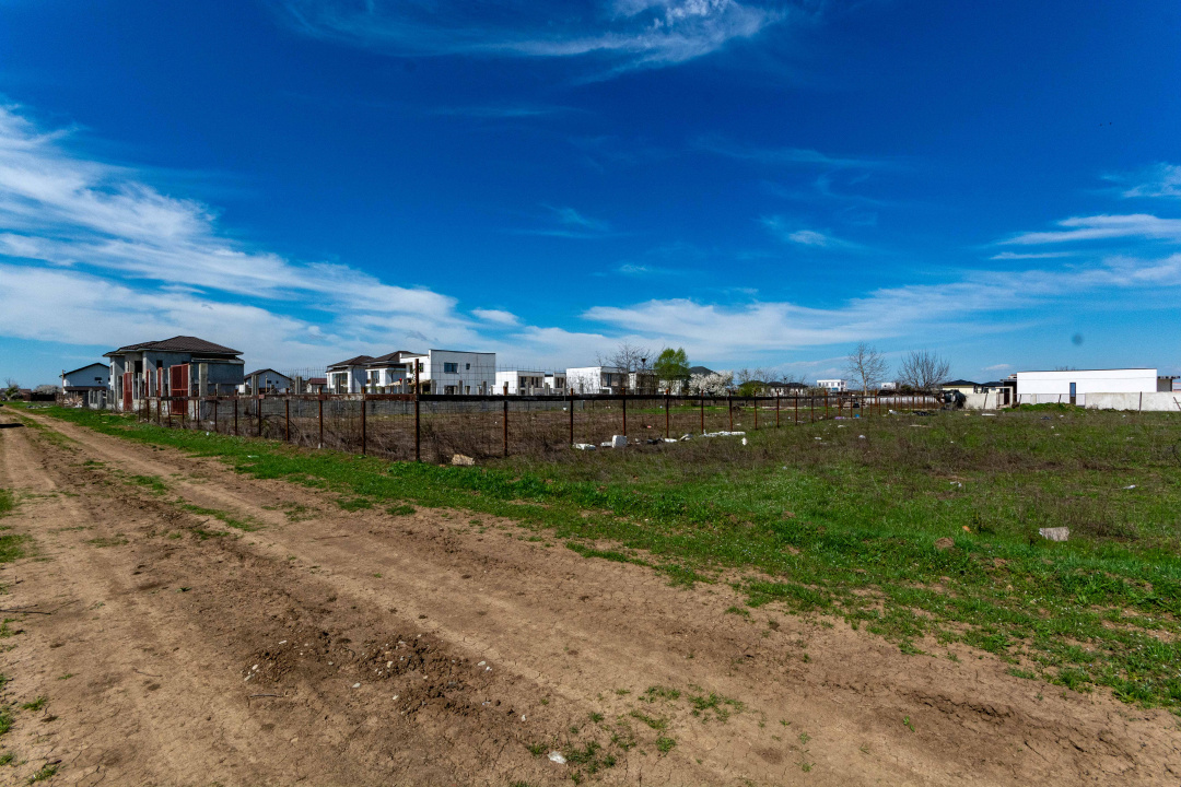 Tunari – zona Castanului | teren 750 mp | deschidere 25 ml | Ideal casa / duplex