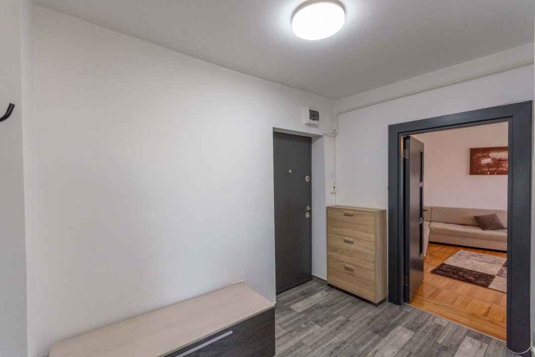 Titan - Costin Georgian, 1 minut metrou, garsoniera dubla, comision 0%