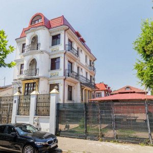 Locuință spectaculoasă cu potențial de business – 730 mp, sector 2